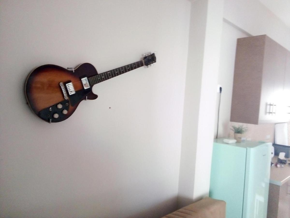 Just 9 Min From Acropolis Apartment Athens Luaran gambar