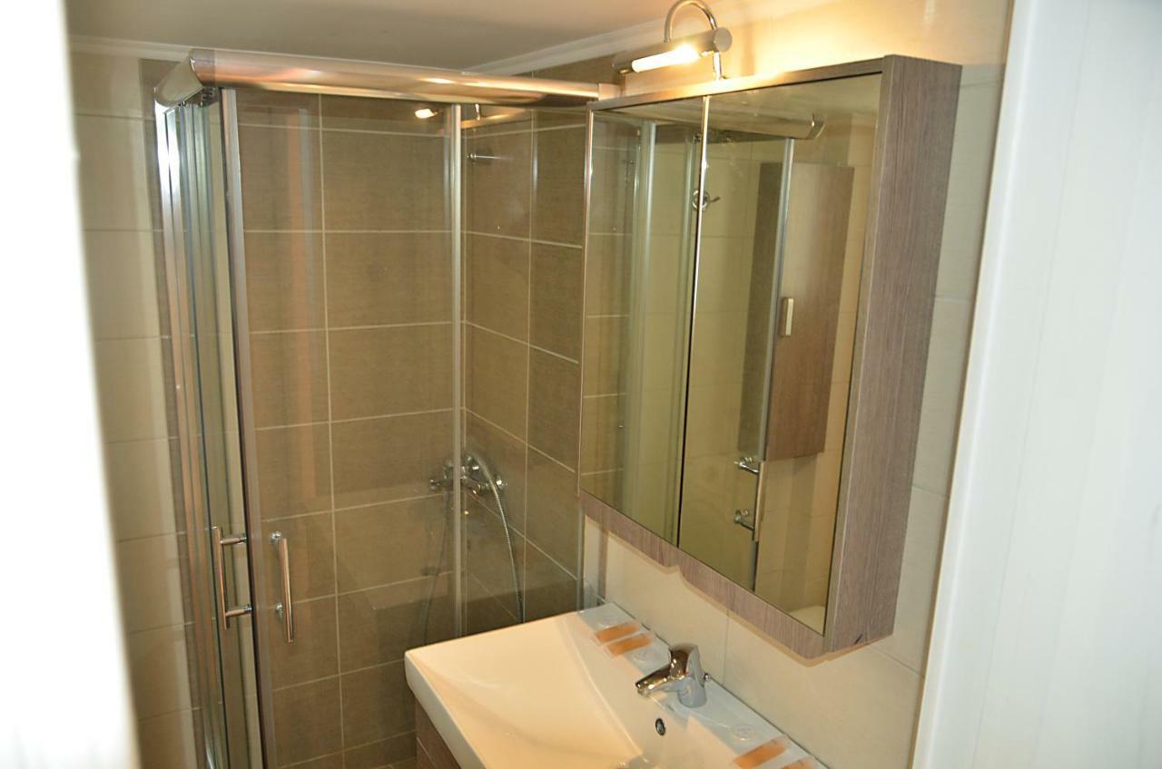 Just 9 Min From Acropolis Apartment Athens Luaran gambar
