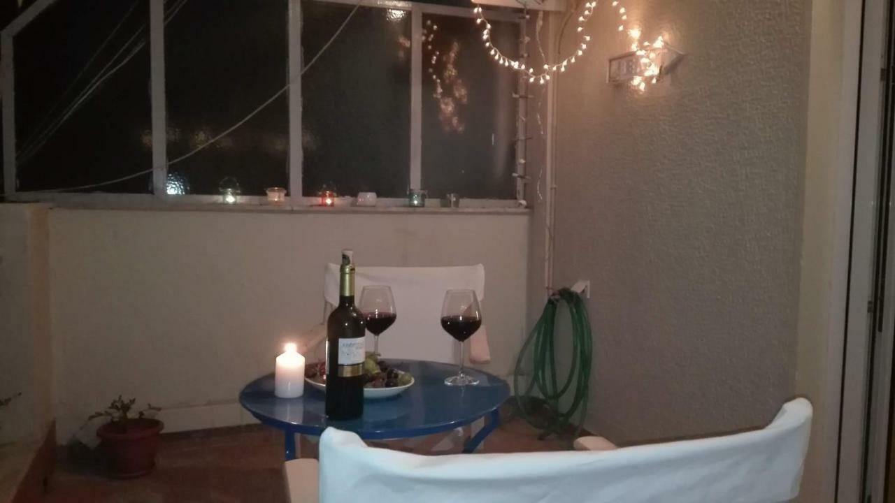 Just 9 Min From Acropolis Apartment Athens Luaran gambar